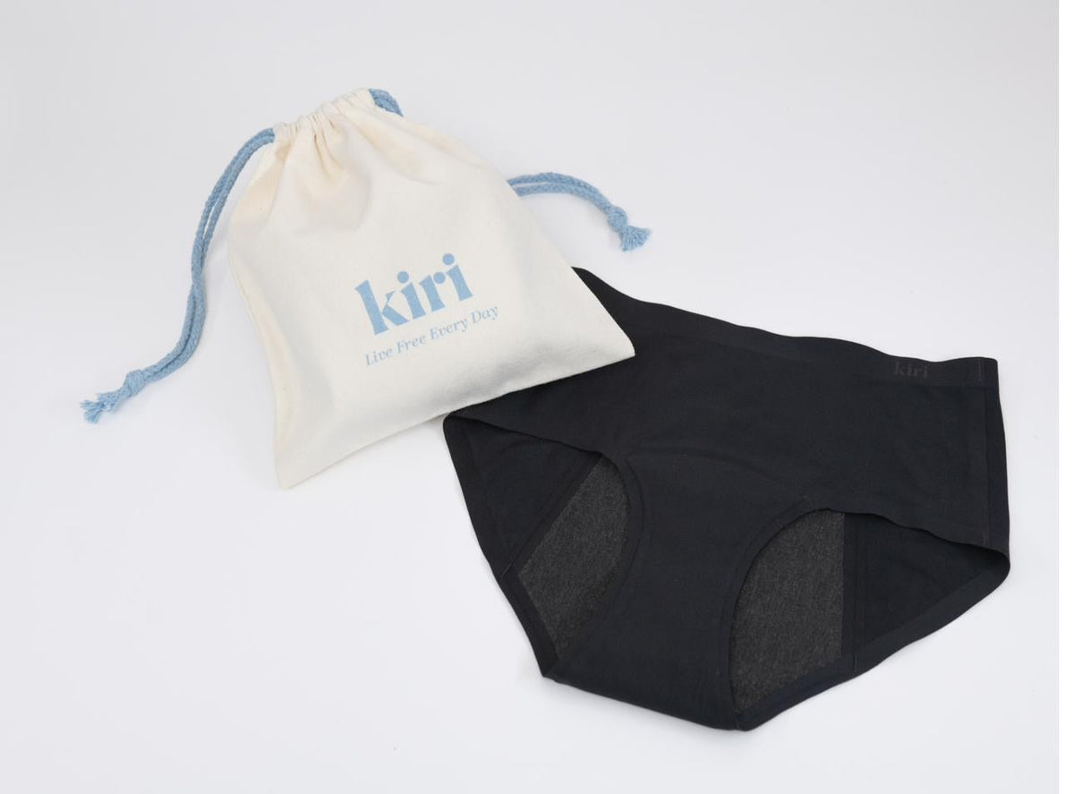 Kiri 棉質收納袋與黑色生理褲，方便出行